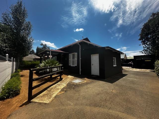 3 Bedroom Property for Sale in Trompsburg Free State